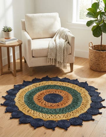 4' 1 x 4' 1 Handmade Braided Jute Round Rug