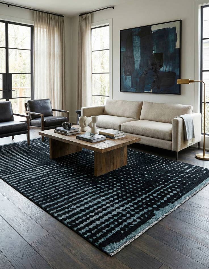 Detail image of 6' 6 x 10' 4  Hand Knotted Darya Wool Rug