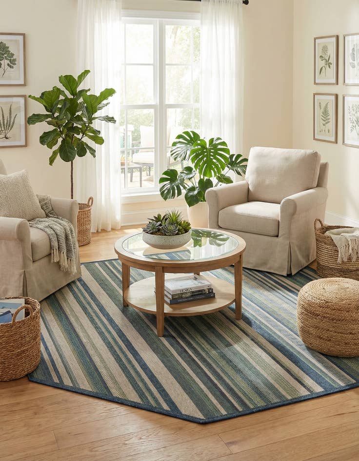 Detail image of 7' 10 x 7' 10 Easy-Clean Baja Indoor / Outdoor Octagon Rug