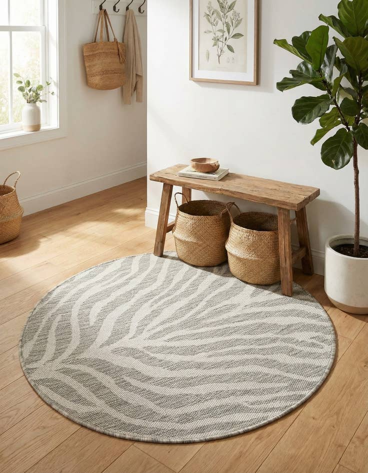 Detail image of  3' x 3'  Washable Safari Indoor / Outdoor Round Rug