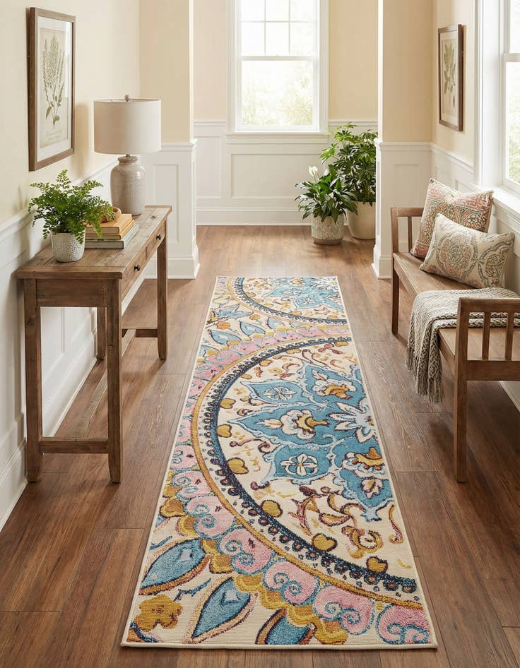 Detail image of  2' x 6'  Washable Traditional Indoor / Outdoor Runner Rug