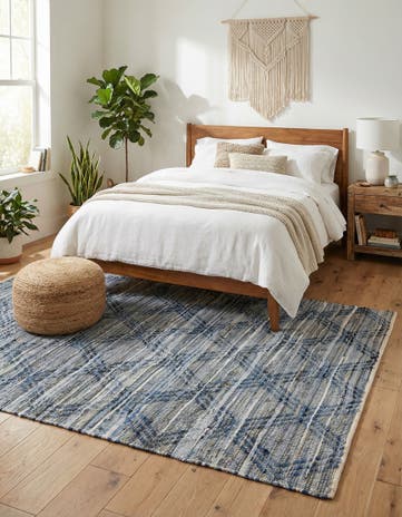 5' 1 x 8' Hand Woven Chindi Cotton Rug