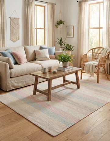 3' 11 x 5' 8 Hand Knotted Kilim Wool Rug