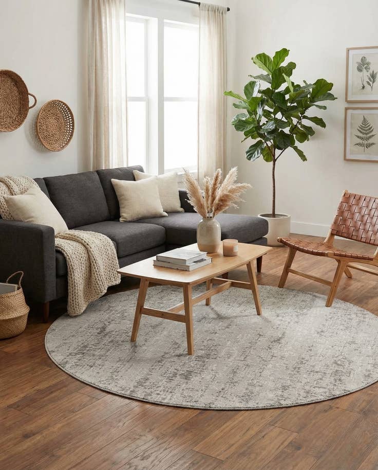 Detail image of 7' 10 x 7' 10 Easy-Clean Modern Indoor / Outdoor Round Rug