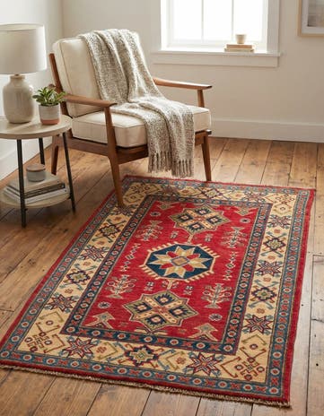 2' 7 x 4' 1 Hand Knotted Kazak Rug
