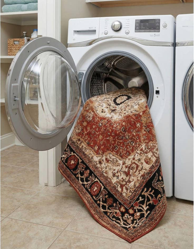 Detail image of 7' 10 x 7' 10  Washable Traditional Indoor / Outdoor Square Rug