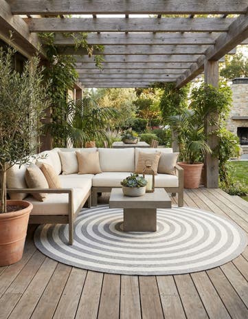 Gray and White Easy-Clean Eco Verse Washable Indoor / Outdoor Round Rug
