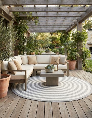Gray and White Easy-Clean Eco Verse Washable Indoor / Outdoor Round Rug