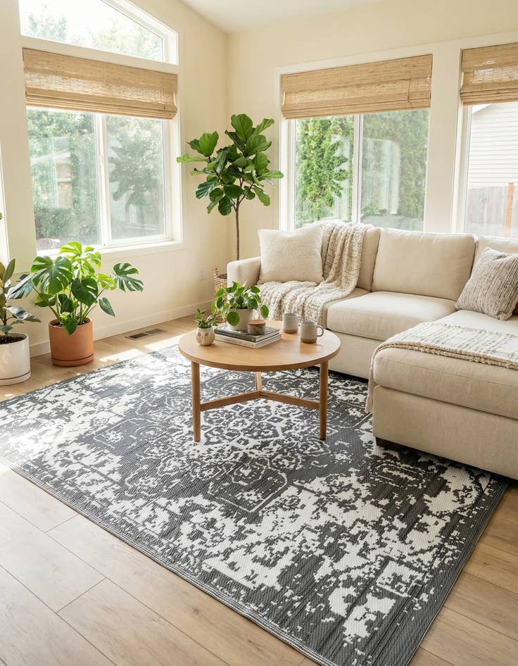 Detail image of 7' 10 x 10' Easy-Clean Vista Breeze Indoor / Outdoor Rug