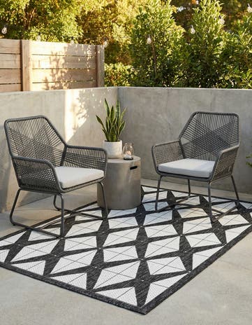 Black and White Easy-Clean Modern Indoor / Outdoor Rug