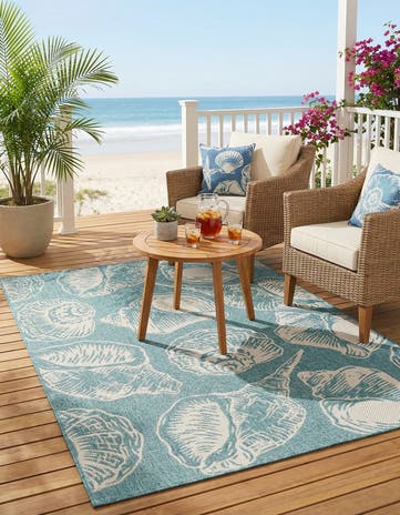 5' 3 x 8' Easy-Clean Coastal Indoor / Outdoor Rug