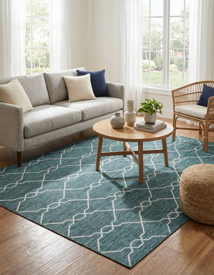 Detail image of 6' x 9' Easy-Clean Trellis Indoor / Outdoor Rug