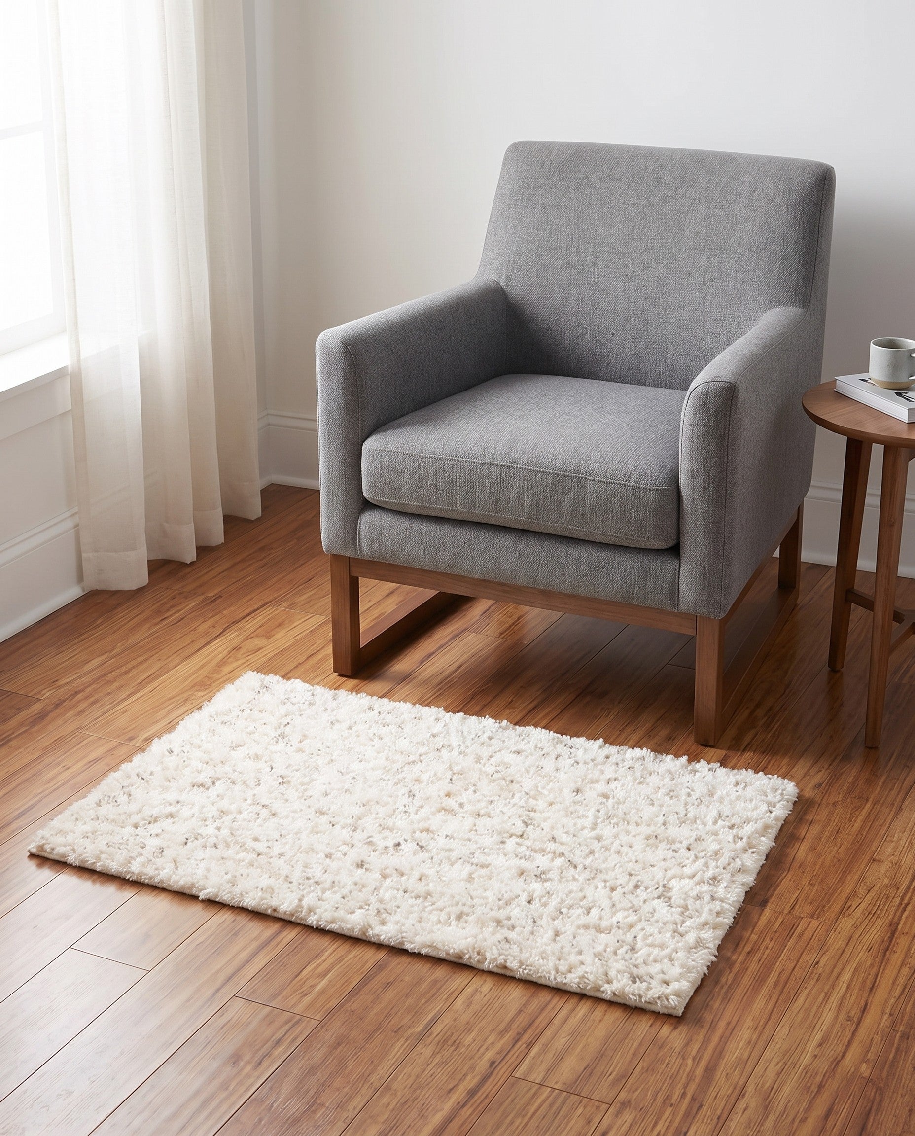 2' x 3' Solid Shag Rug