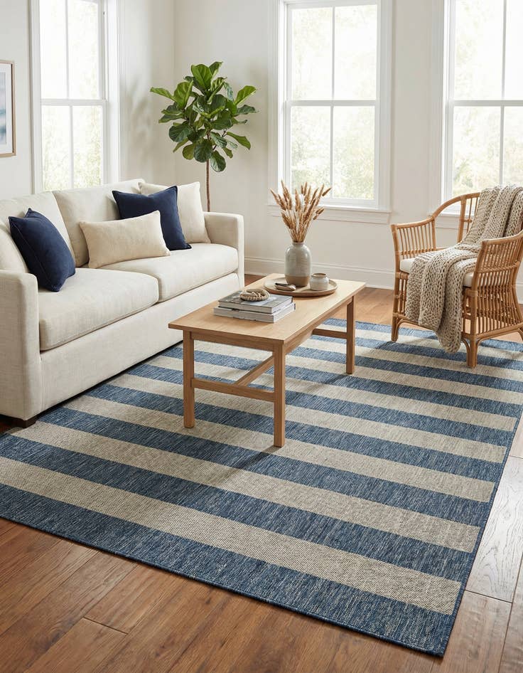 Detail image of 7' x 10'  Washable Striped Indoor / Outdoor Rug