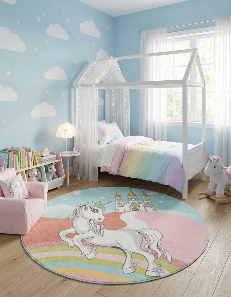 Detail image of 7' 10 x 7' 10 Unicorn Whimsy Kids Round Rug