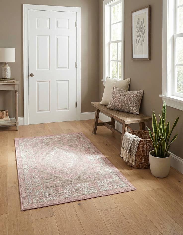 Detail image of 2' x 3'  Washable Traditional Indoor / Outdoor Rug