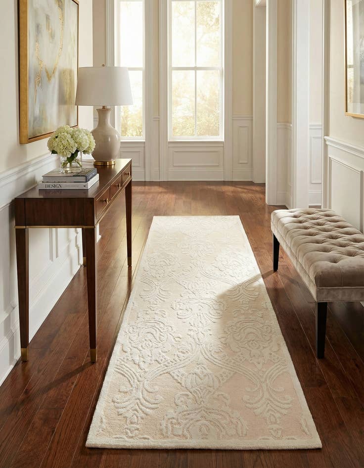 Detail image of 2' 10 x 9' 11  Hand Knotted Darya Wool Runner Rug