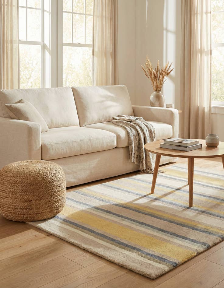 Detail image of 2' 8 x 4' 10 Luna Wool Rug