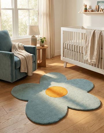 5' 1 x 5' 1 Happy Rugs Funky Flower Wool Round