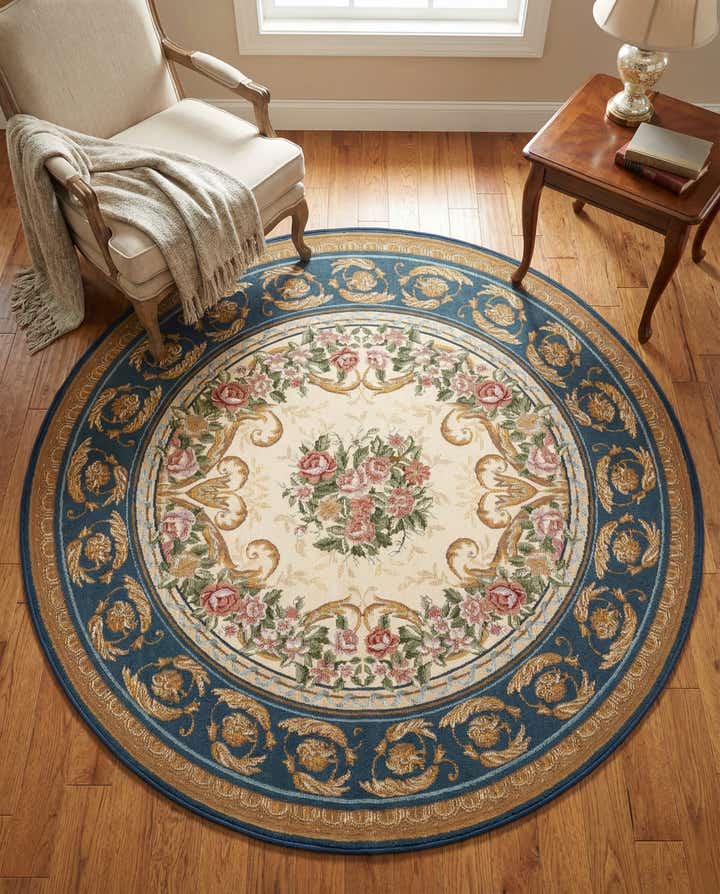 5' x 5' Easy-Clean Traditional Indoor / Outdoor Round Rug