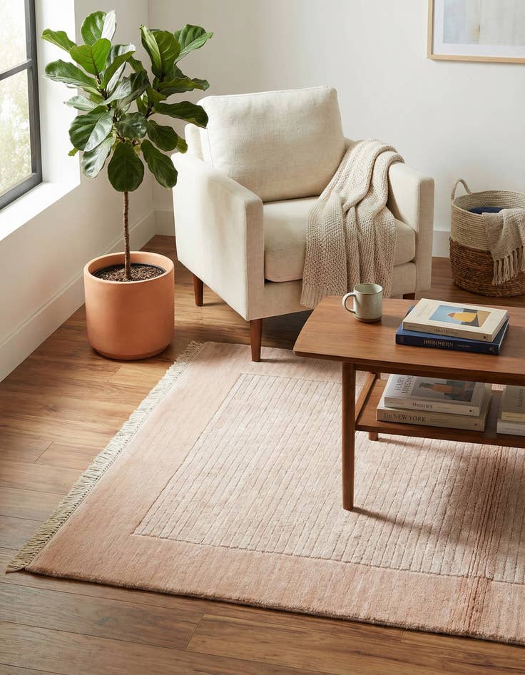 Detail image of  2' 7 x 5'  Hand Knotted Darya Wool Rug