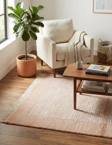 2' 7 x 5' Hand Knotted Darya Wool Rug