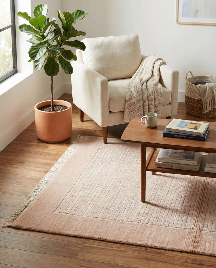 2' 7 x 5' Hand Knotted Darya Wool Rug