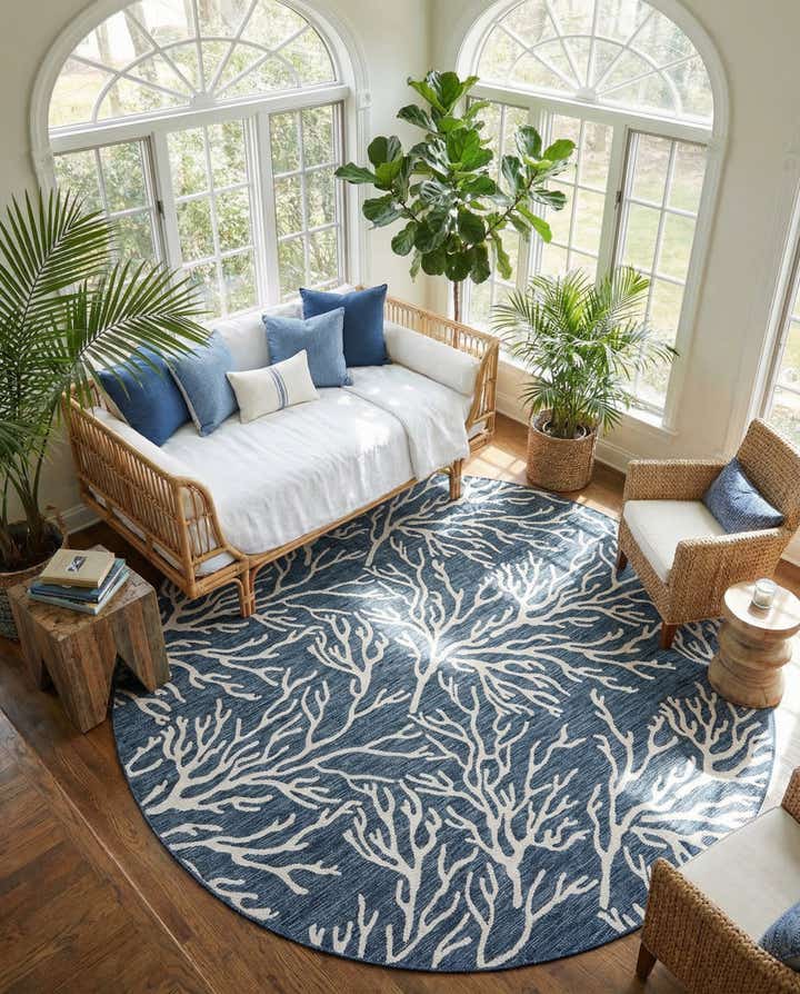 10' x 10' Easy-Clean Coastal Indoor / Outdoor Round Rug