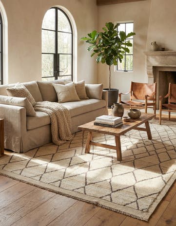 5' 9 x 8' 7 Hand Knotted Moroccan Wool Rug