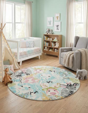 7' 10 x 7' 10 Animals Whimsy Kids Round Rug