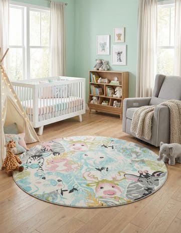 7' 10 x 7' 10 Animals Whimsy Kids Round Rug