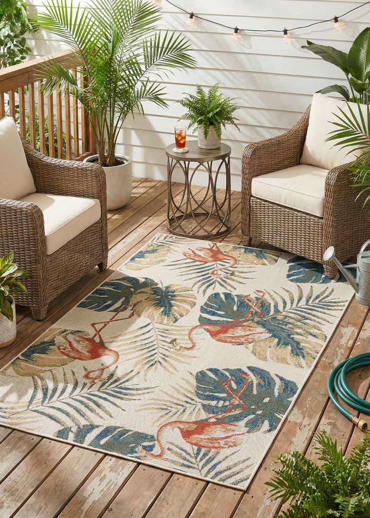 5' 3 x 7' 7 Easy-Clean Baja Indoor / Outdoor Rug