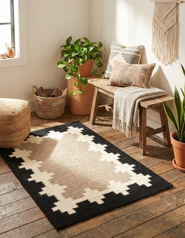 2' x 3' 1 Hand Woven Kilim Wool Rug