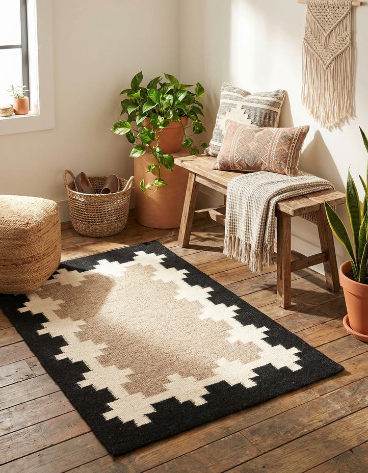 2' x 3' 1 Hand Woven Kilim Wool Rug