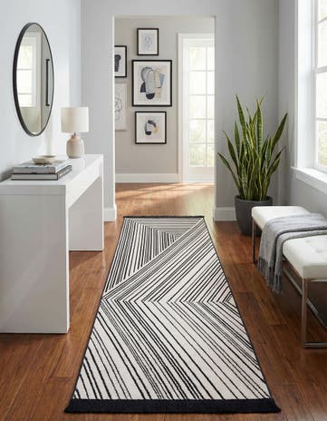 Black and White Milano Runner Rug
