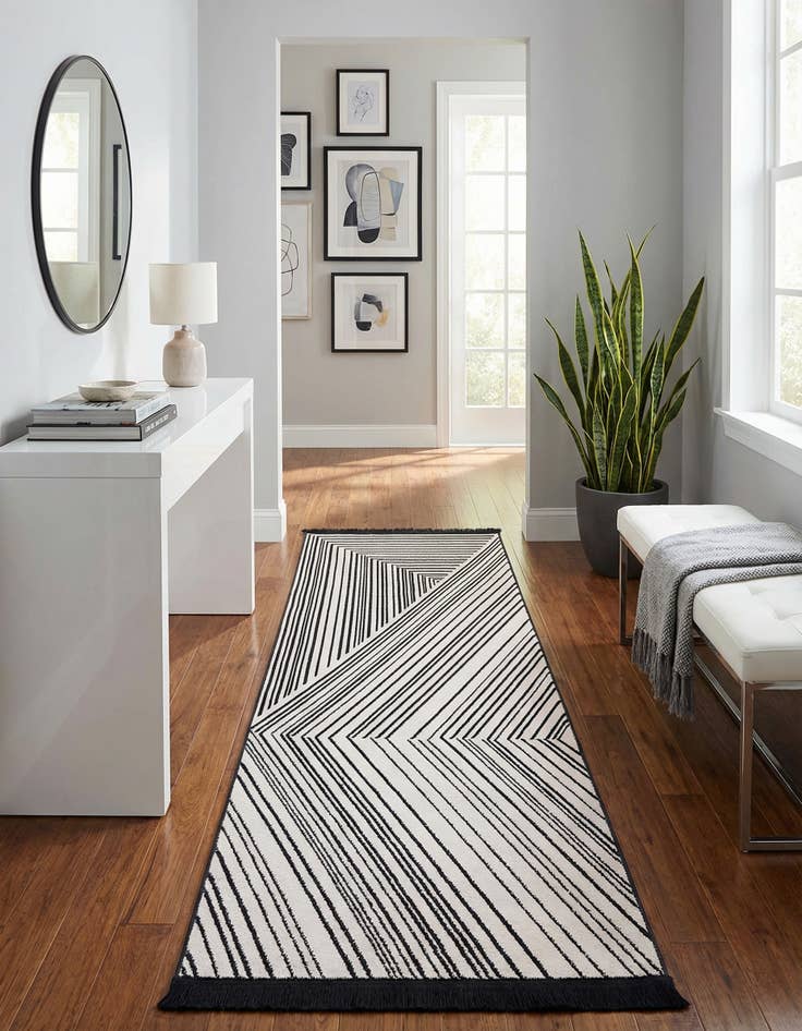 Detail image of 2' x 6' 1 Milano Runner Rug