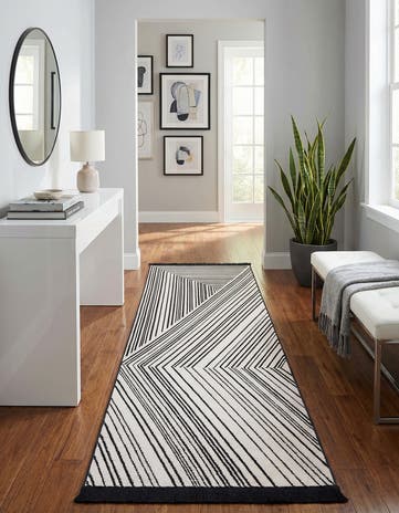 Black and White Milano Runner Rug