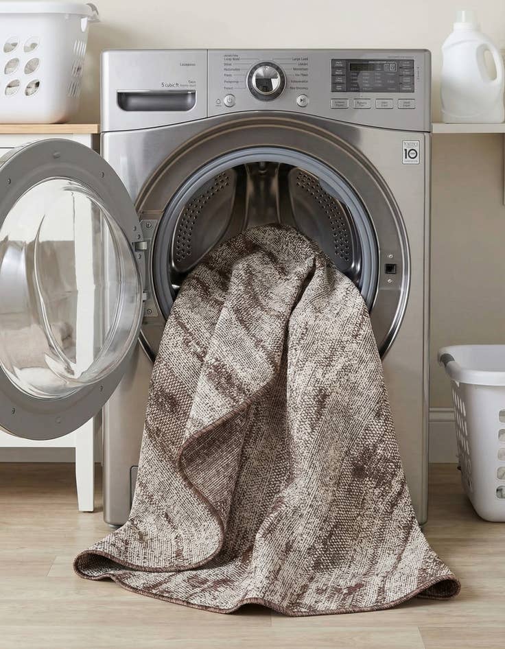 Detail image of 3' x 3'  Washable Modern Indoor / Outdoor Round Rug