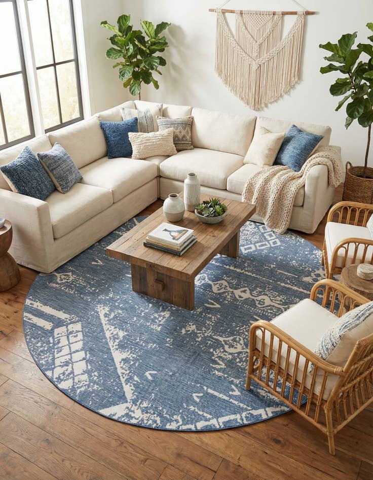 Detail image of 13' x 13'  Washable Bohemian Indoor / Outdoor Round Rug