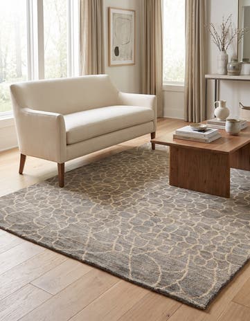 5' 8 x 7' 10 Hand Knotted Darya Wool Rug
