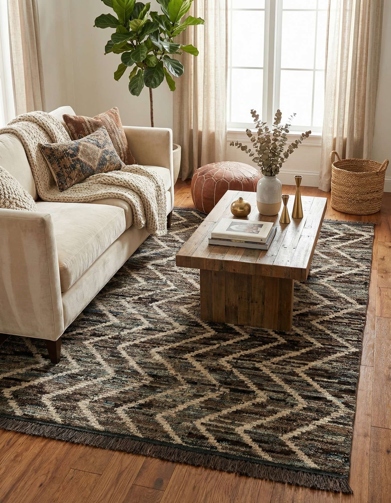 5' 3 x 6' 3 Hand Knotted Moroccan Wool Rug