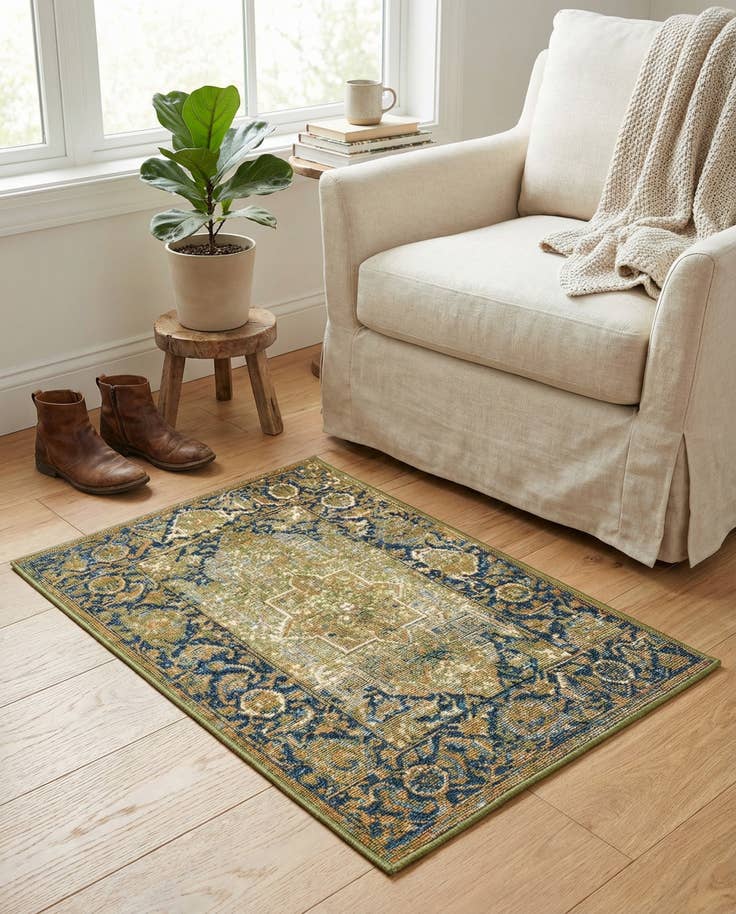 Detail image of 2' x 3' Easy-Clean Traditional Indoor / Outdoor Rug