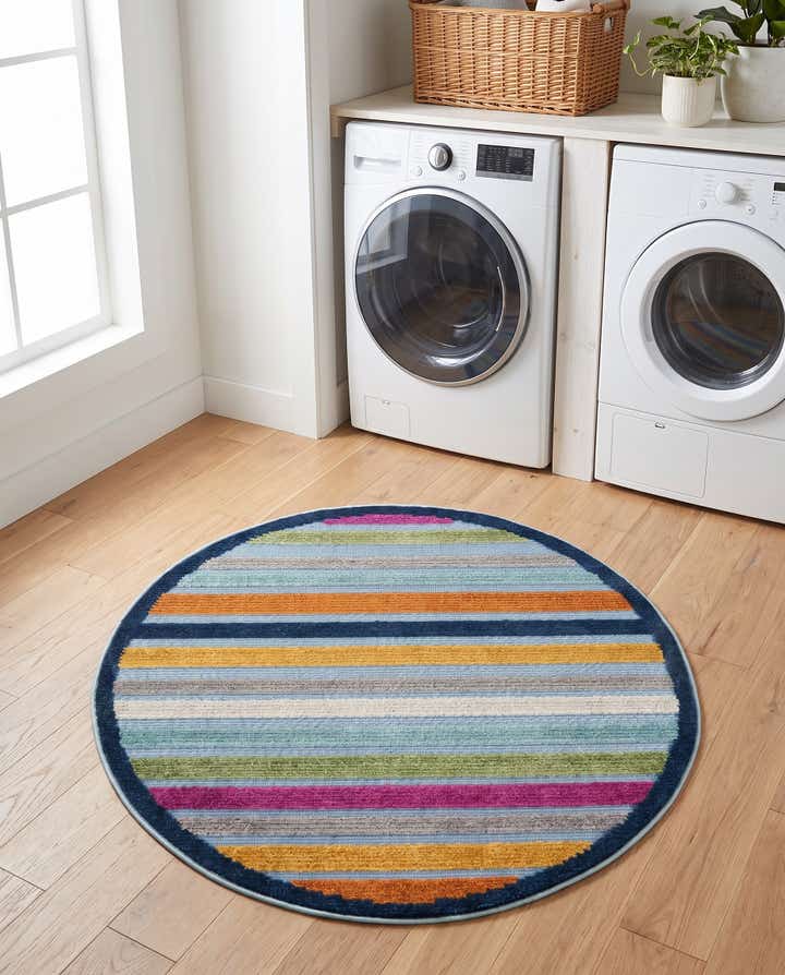 3' 3 x 3' 3 Easy-Clean Aruba Indoor / Outdoor Round Rug