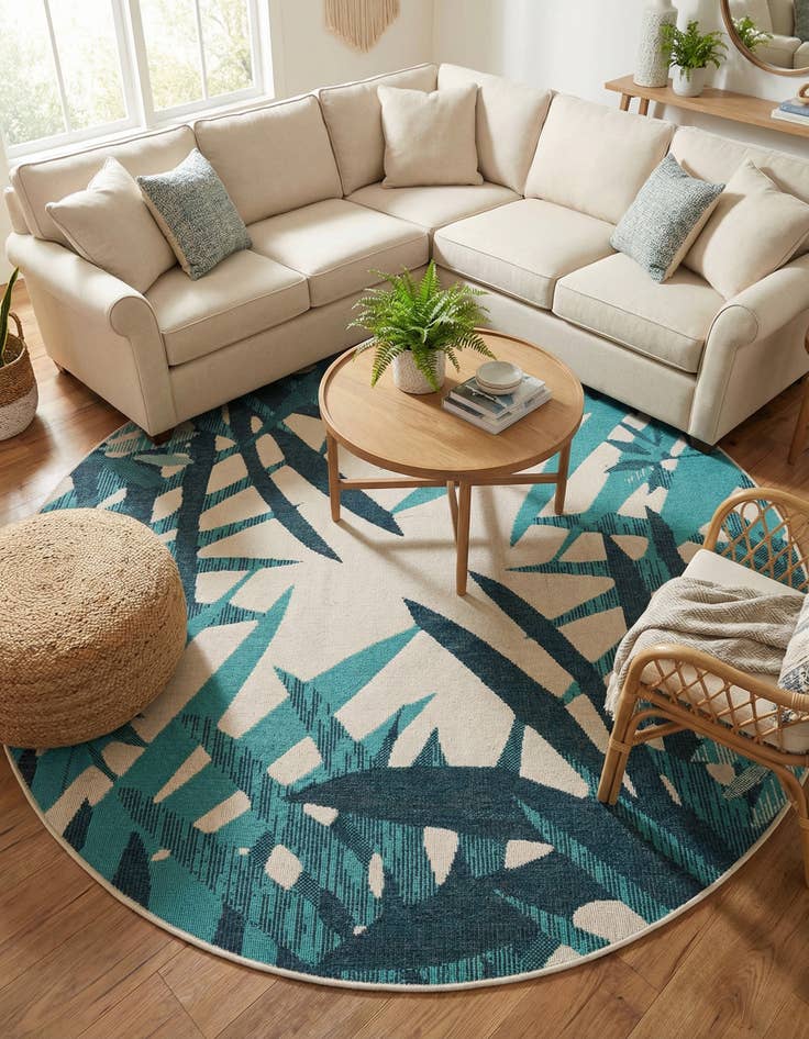 Detail image of 6' x 6'  Washable Botanical Indoor / Outdoor Round Rug
