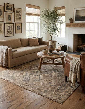 5' 2 x 6' 3 Hand Woven Kilim Maymana Wool Rug