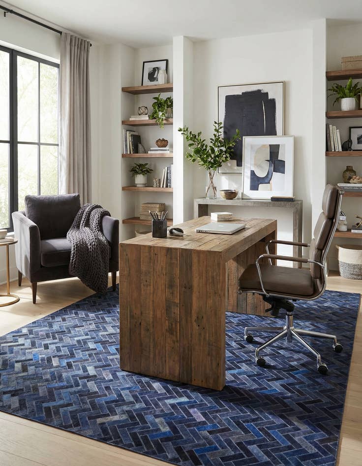 Detail image of 5' x 7' 10 Cowhide Rug