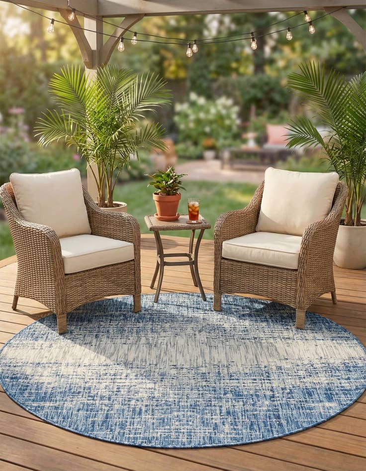 Detail image of  4' x 4'  Washable Modern Indoor / Outdoor Round Rug