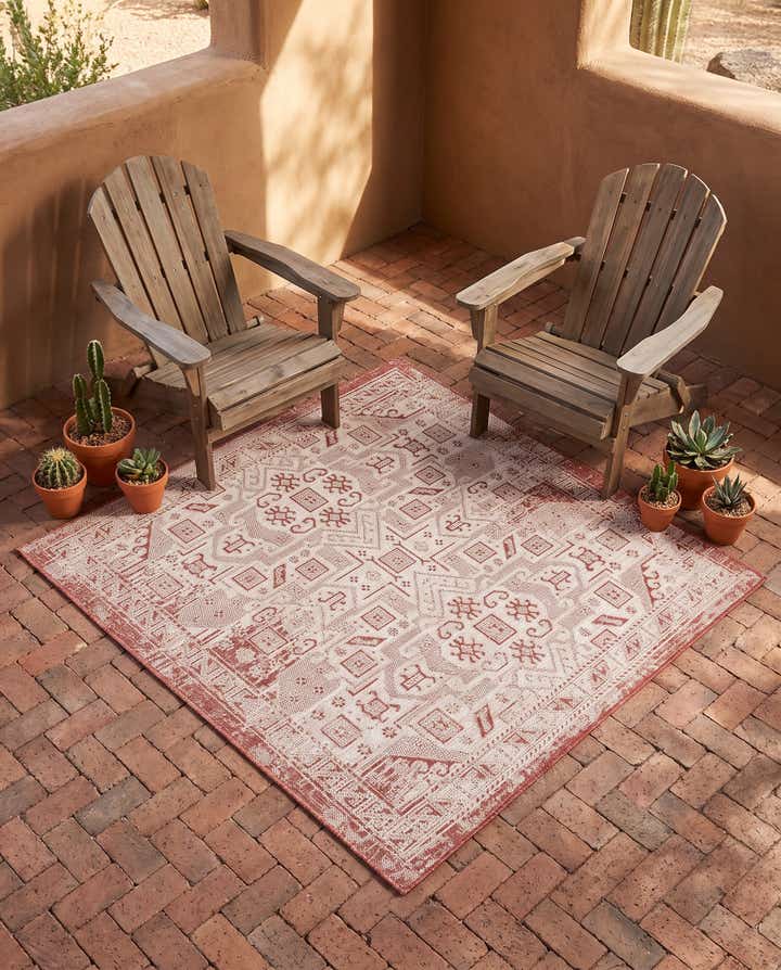 5' 3 x 5' 3 Easy-Clean Aztec Indoor / Outdoor Square Rug