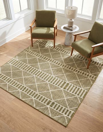 Green Easy-Clean Lattice Indoor / Outdoor Square Rug