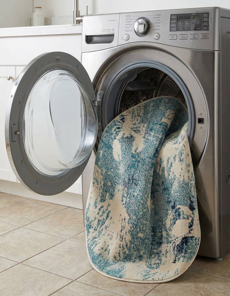 Detail image of 3' 3 x 3' 3  Washable Capri Round Rug